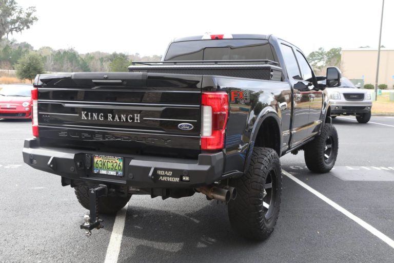 Ford_F250_king_ranch_super_duty__fabtech_dirtlogic_lift_nitto_ridge