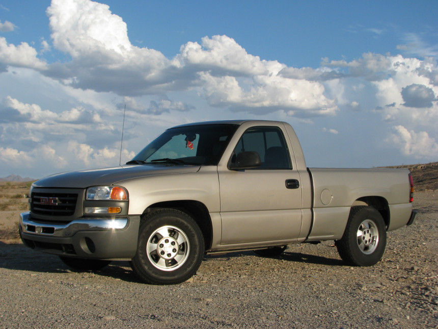 2004 GMC Sierra Novakane-001