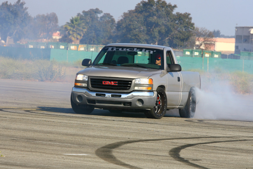 2004 GMC Sierra Novakane-005
