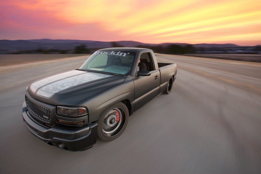 2004 GMC Sierra Novakane-015