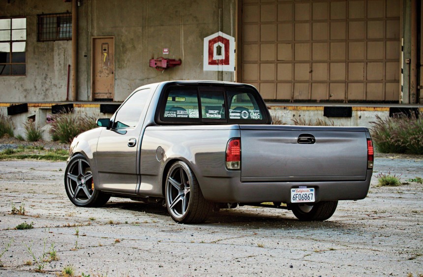 1999-ford-f-150-lightning-rear-three-quarter