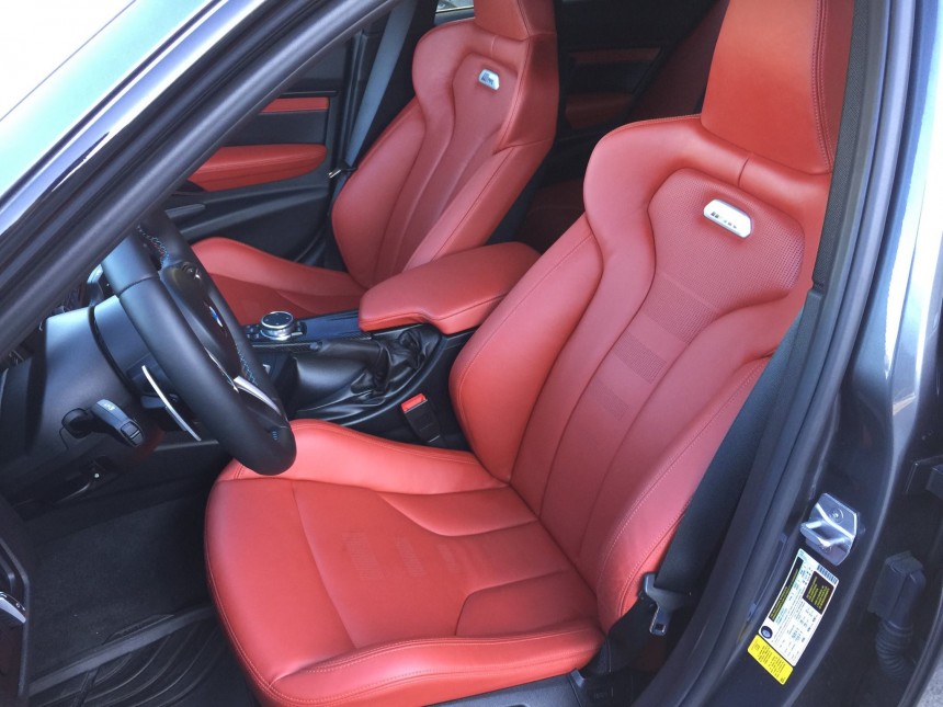 m3HRE_interior