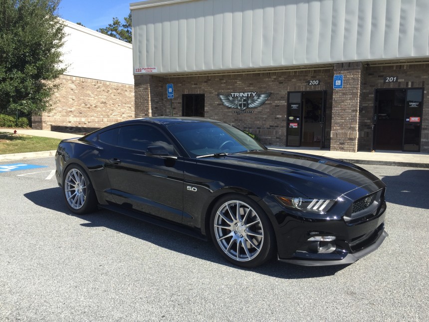 2015 Mustang lowered 1
