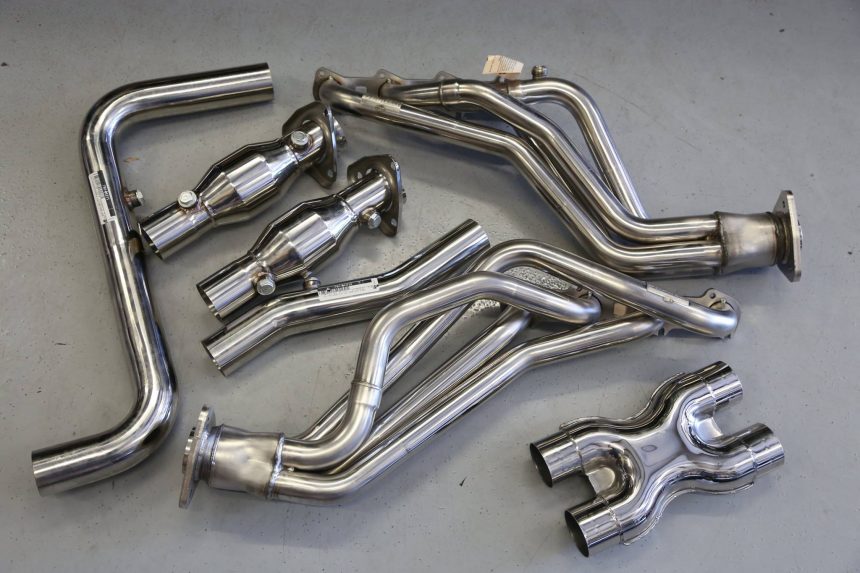 2004_Ford_Lightning_exhaust