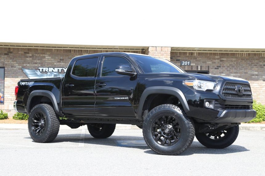 lifted_2016_toyota_tacoma_2