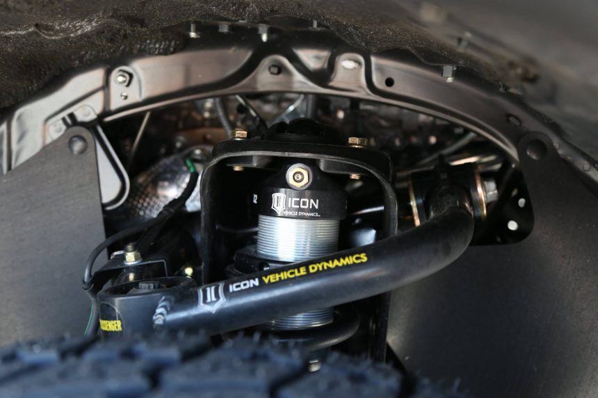 lifted_2016_toyota_tacoma_icon_suspension