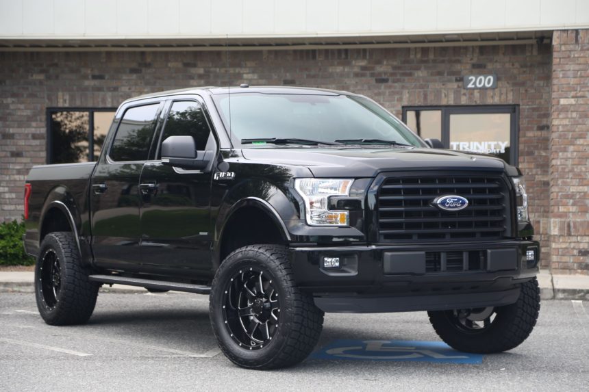 2016 Ford F-150 6-in lift-1