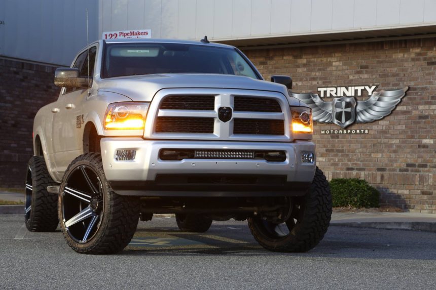2016_dodge_ram_lifted_26s_status_tuff_wheels_tires_2