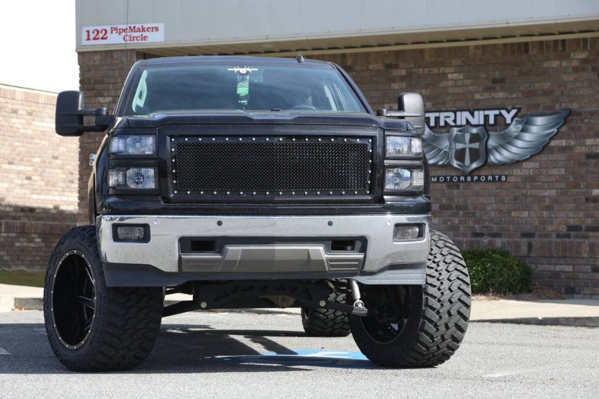 silverado_mcgaughys_suspension_lift_fuel_offroad_renegade_nitto_trailgrapplers_2