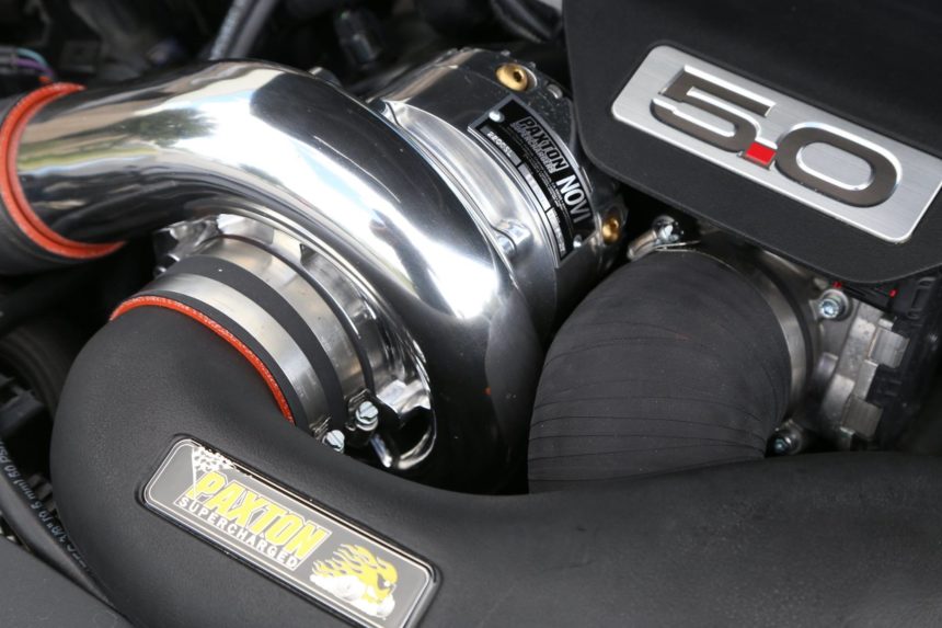 5L_supercharged_Mustang_GT_Vortech_Paxton