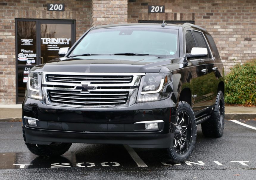 Chevrolet_Tahoe_Fuel_wheels_Nitto_Ridge_Grapplers_front