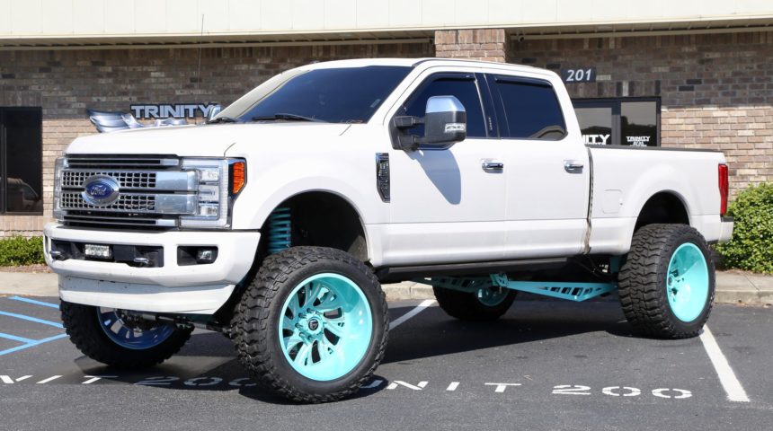 McGaughy’s Lifted F250 Platinum on Fuel Forged Wheels and 38″ MTs