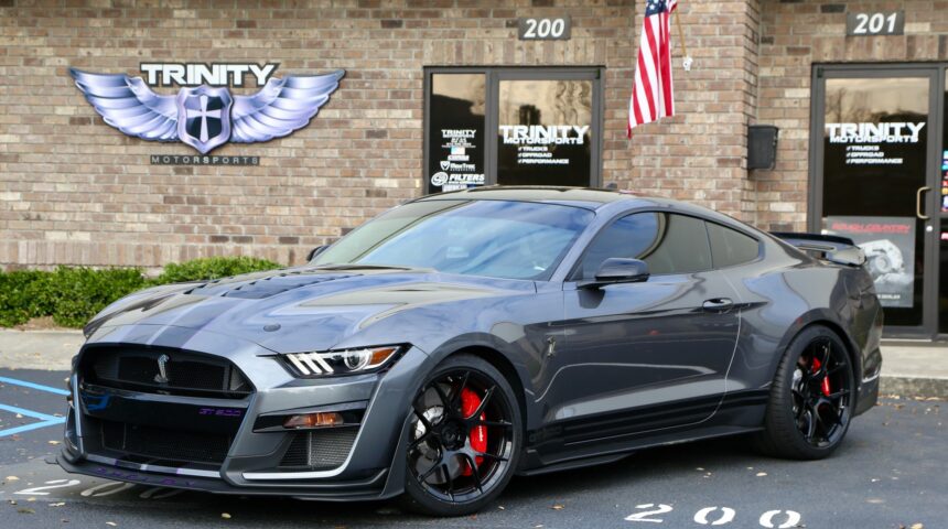 Shelby GT500 lowered on BC Forged Wheels