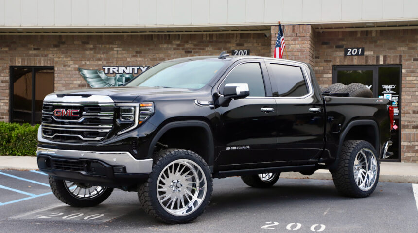 2024 GMC 1500 6-in 24×12 KG1 and 35-in R/Ts